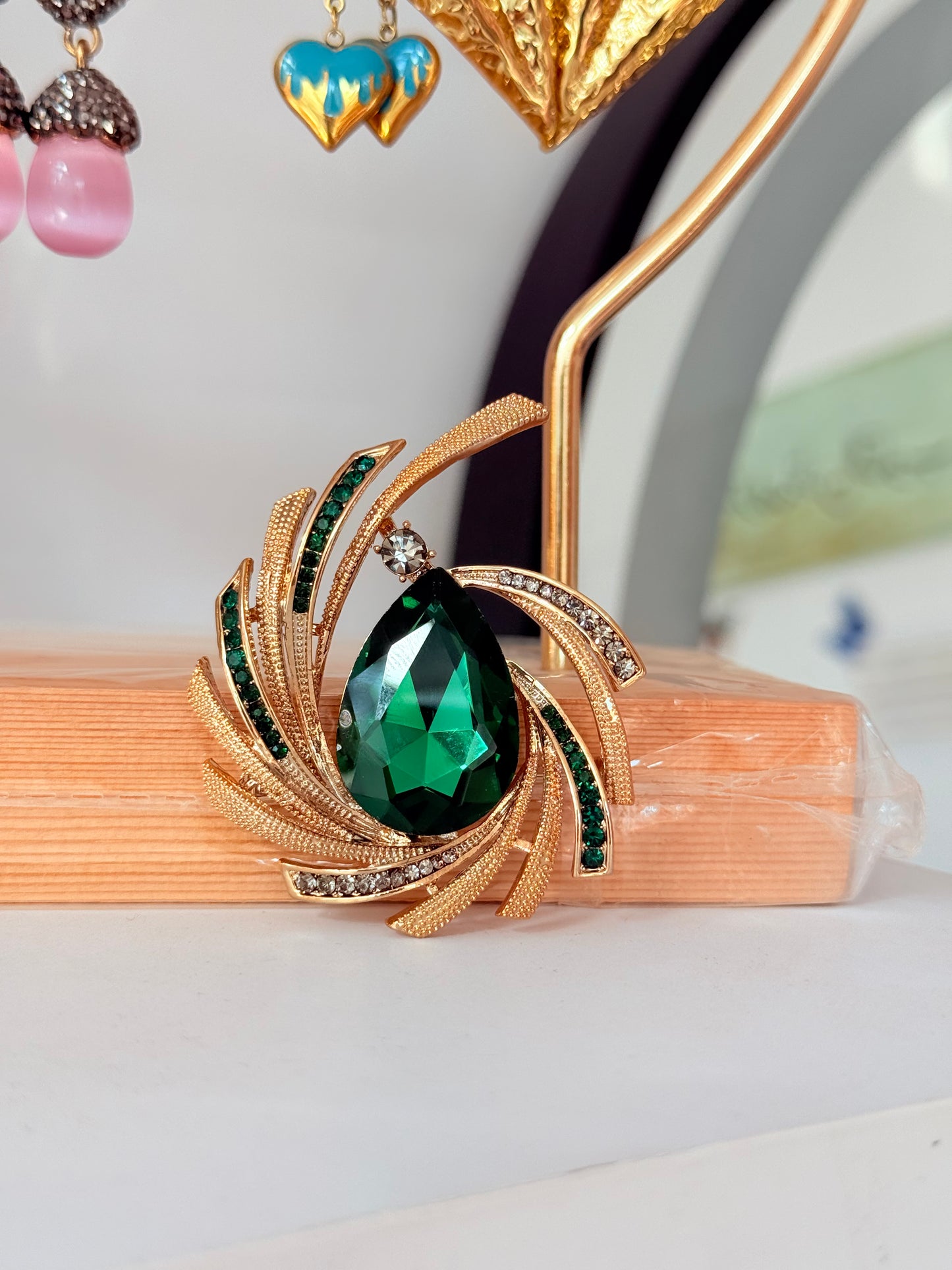 Moria Brooch