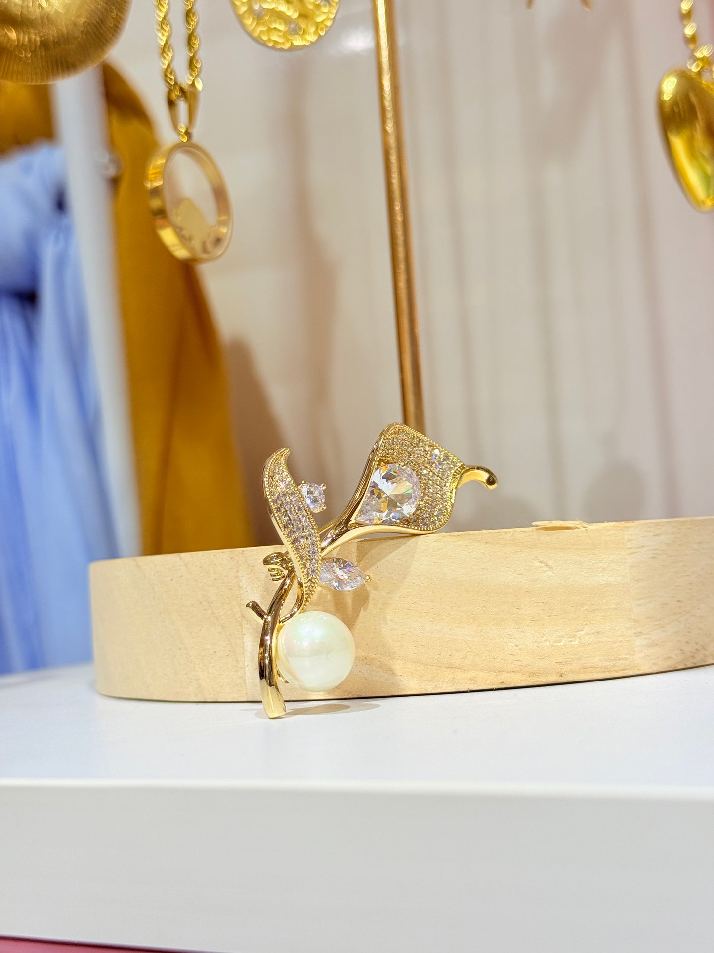 Calm Radiance Brooch