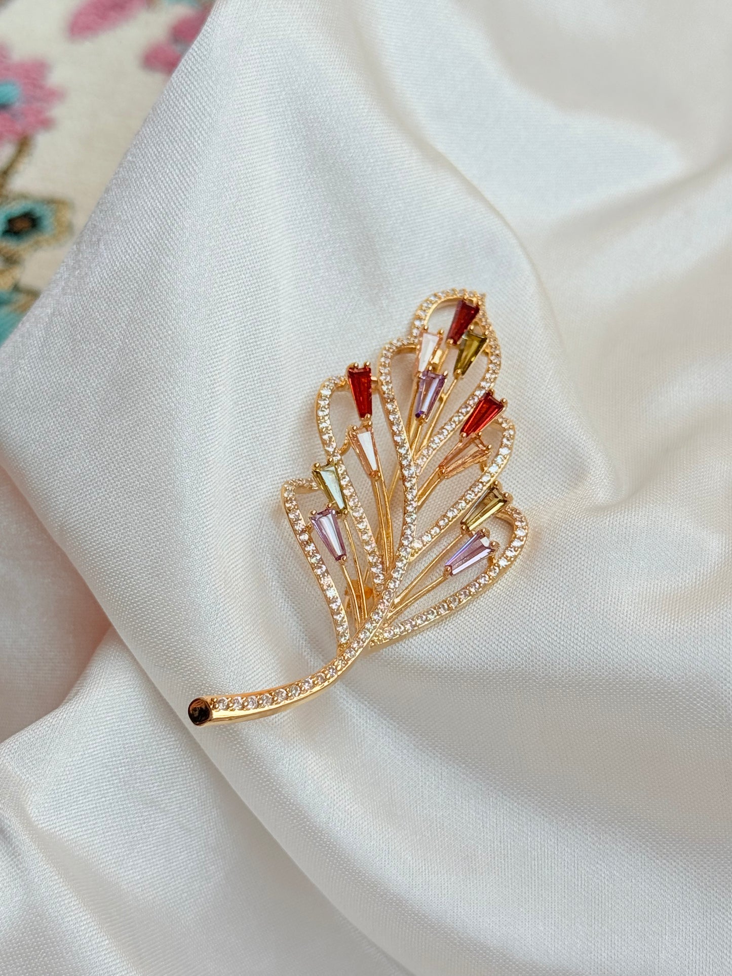 Butter Glow Brooch