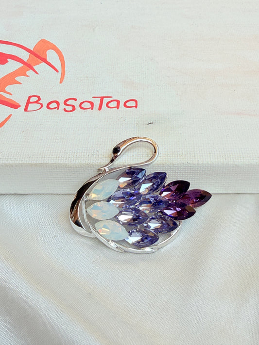 Lavender Swan Pin