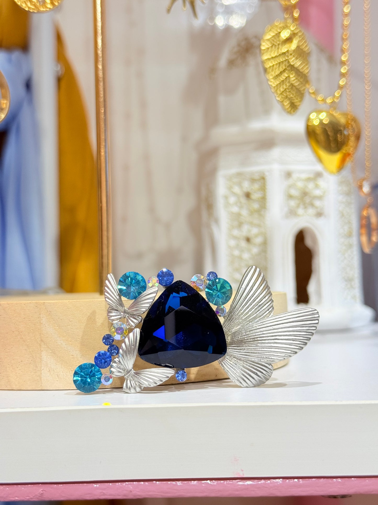 Aurum Pin