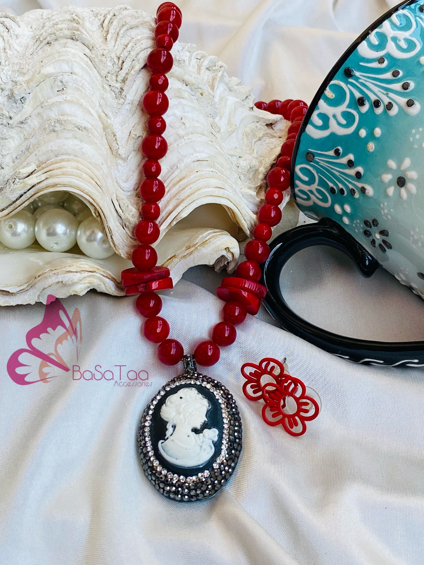 Red agate necklace