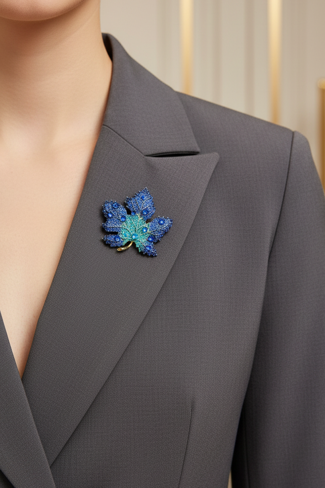 Soft Moment Brooch
