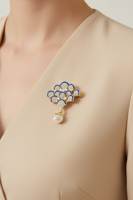 Warm Grace Brooch