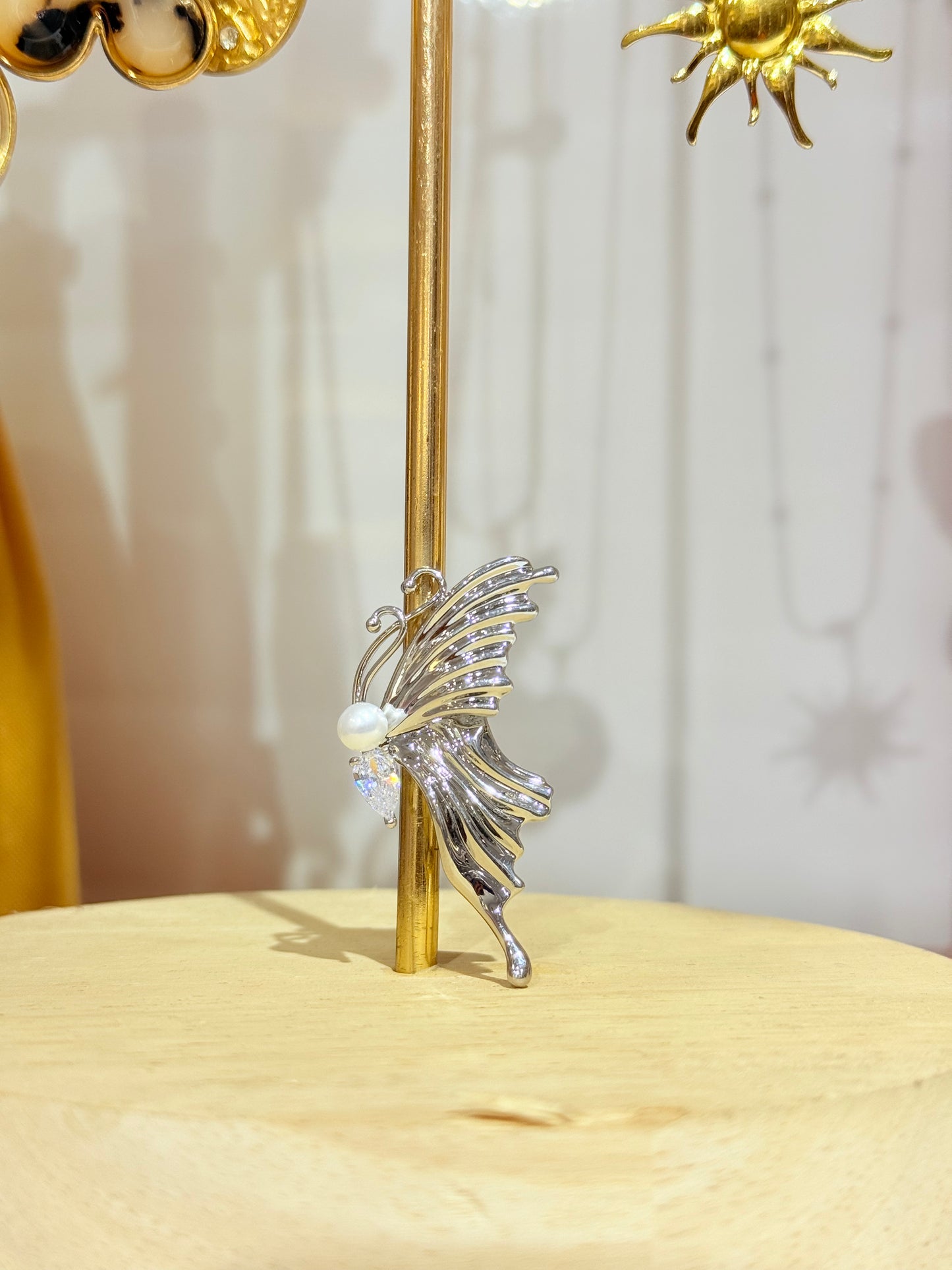 Sia Brooch
