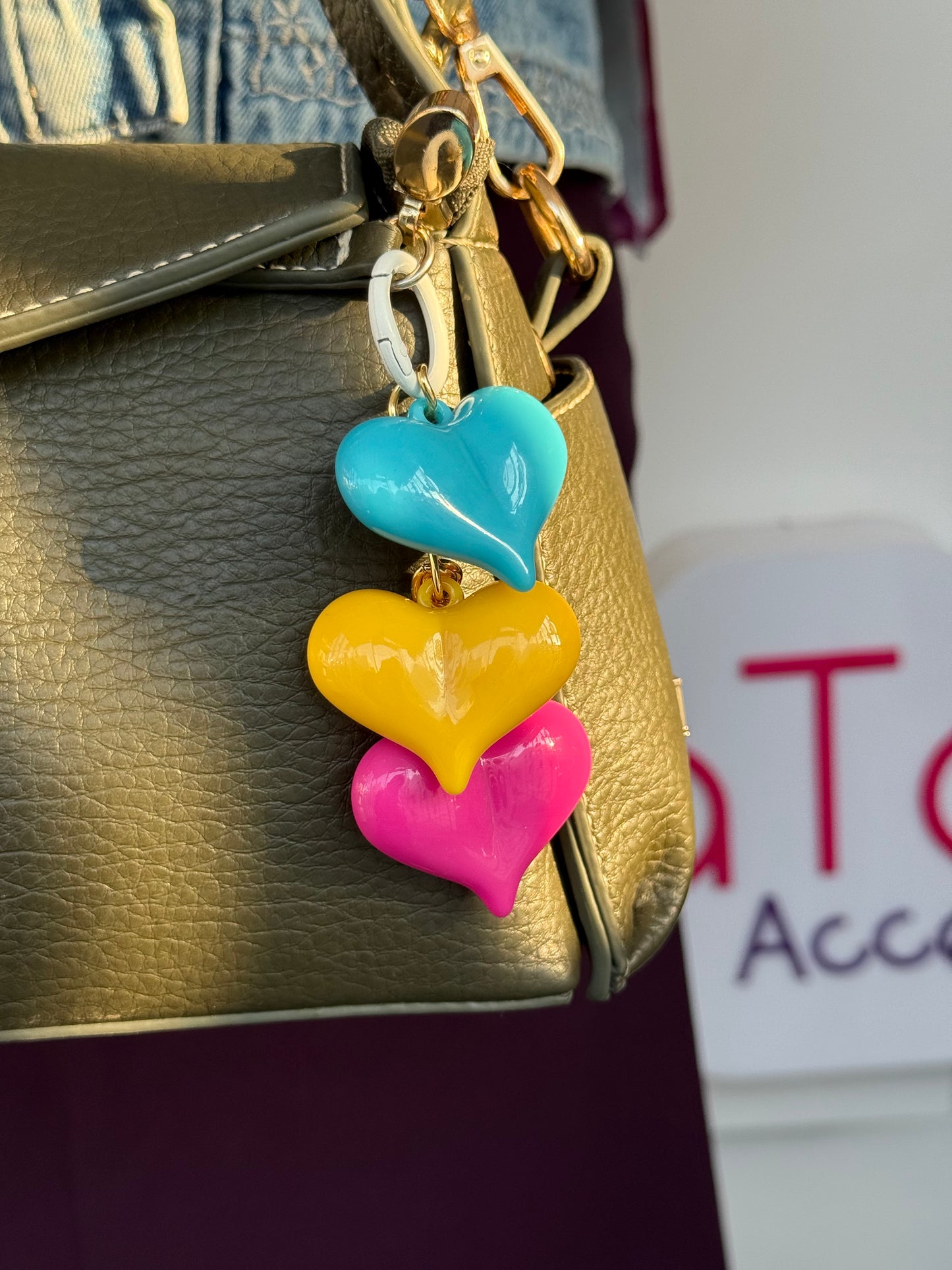 Tripple Hearts Bag Hanger & Medal