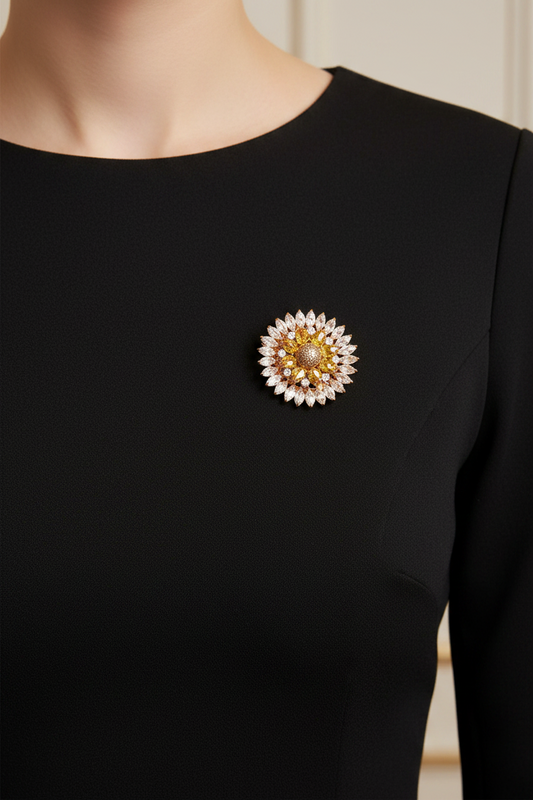 Daisy Gold Brooch