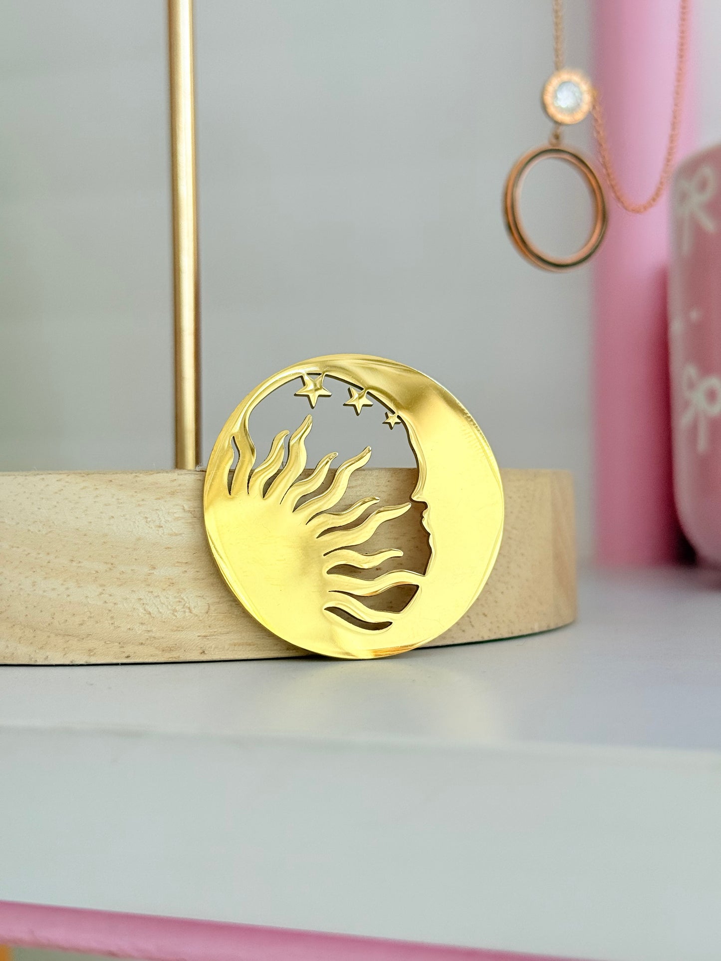 Aurox Brooch