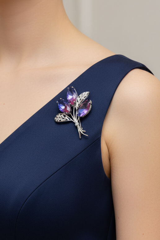 Elegant Aura Pin