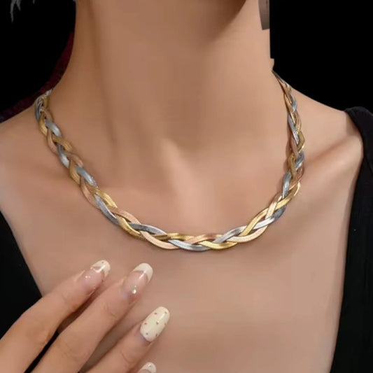 Royal Choker