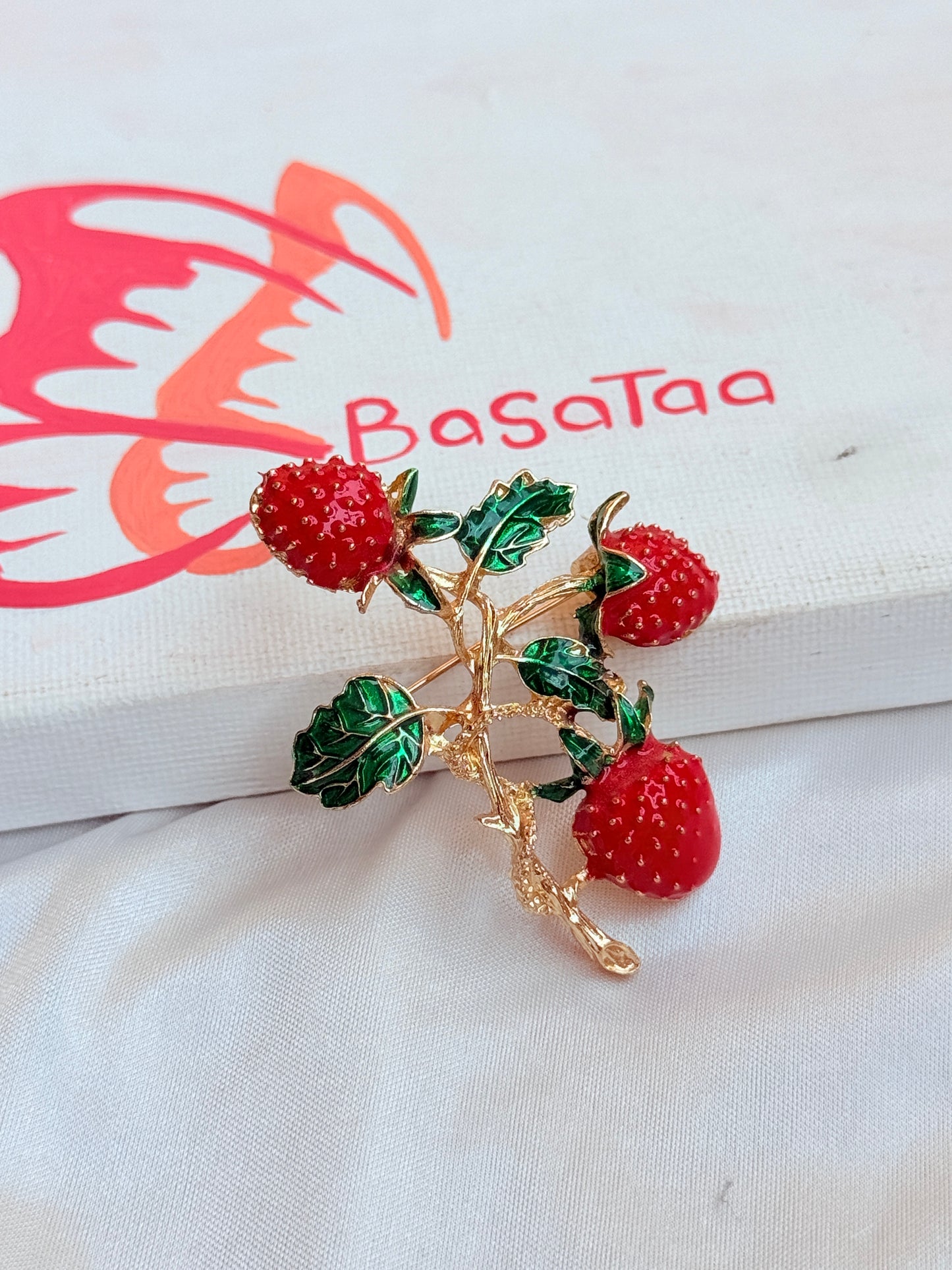 Strawberry Pin