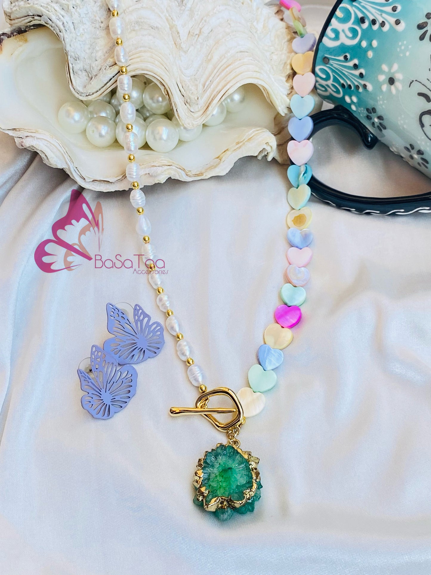 Pastel Queen necklace