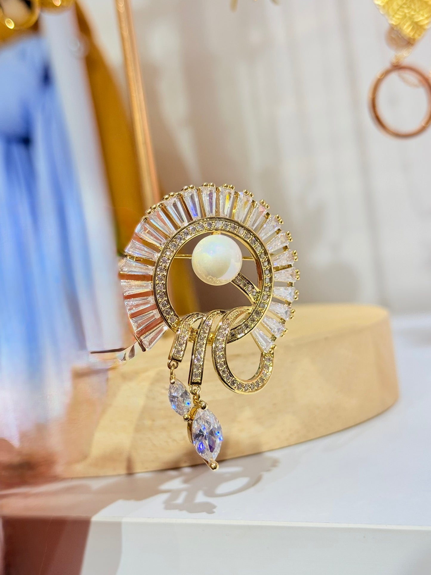 Noria Brooch