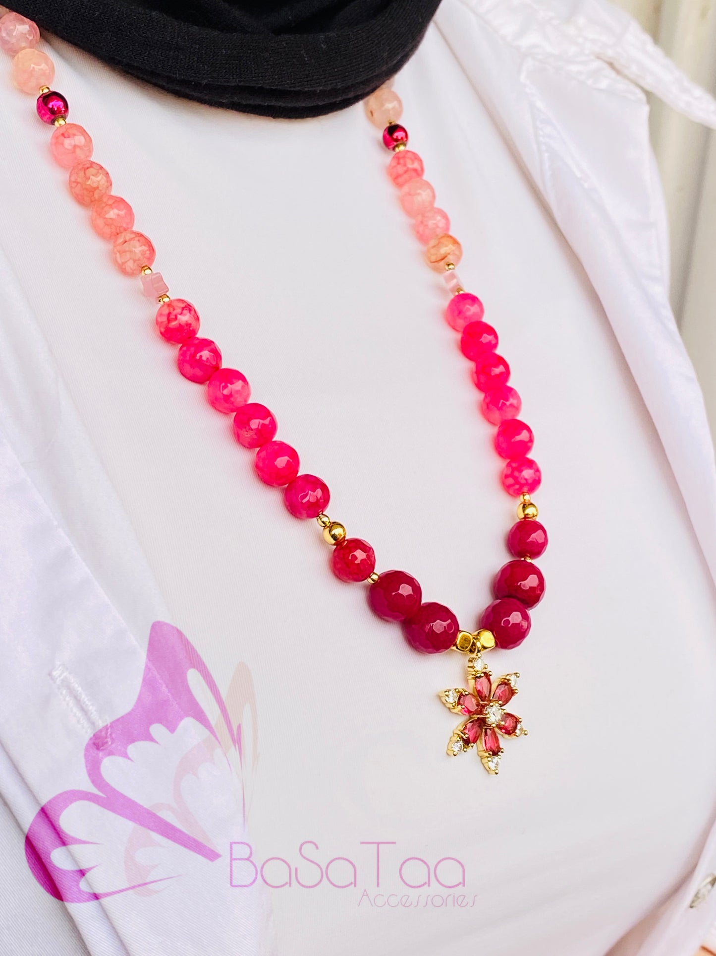 Pinkish Shades Star Necklace