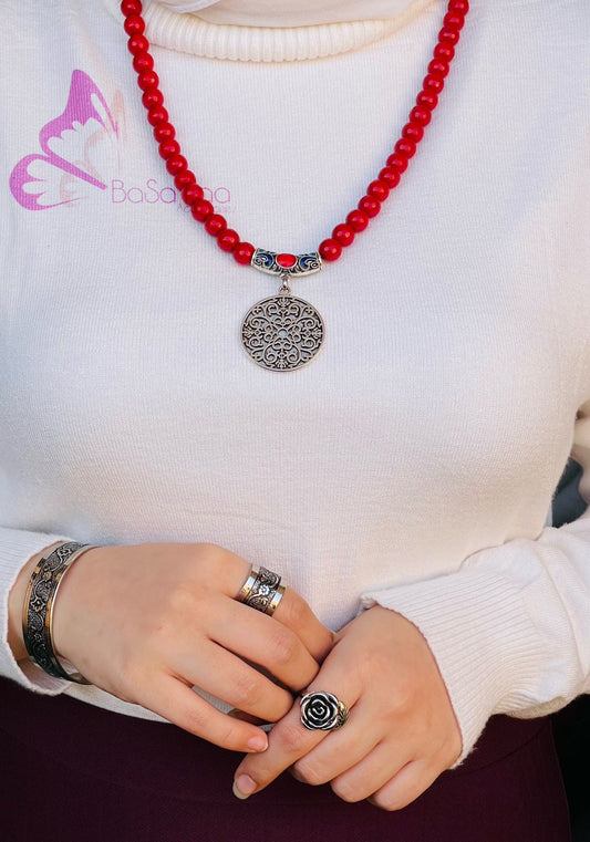 Red agate Necklace