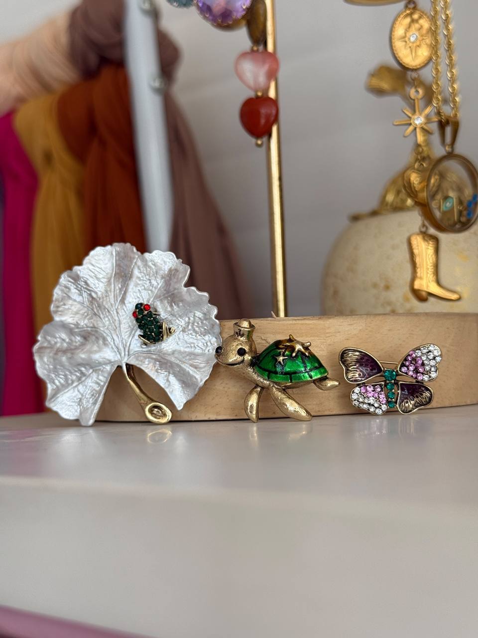 Solstice Brooch Set