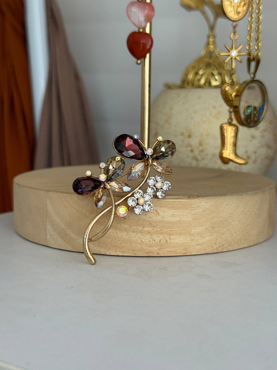 Cynosure Brooch 6 cm