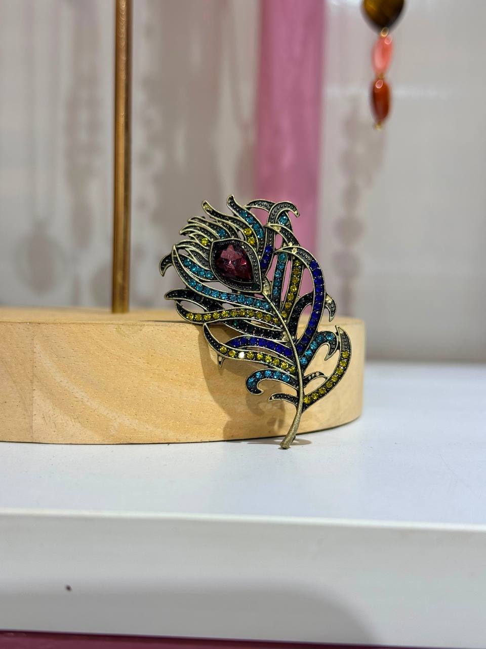 Wonder Brooch