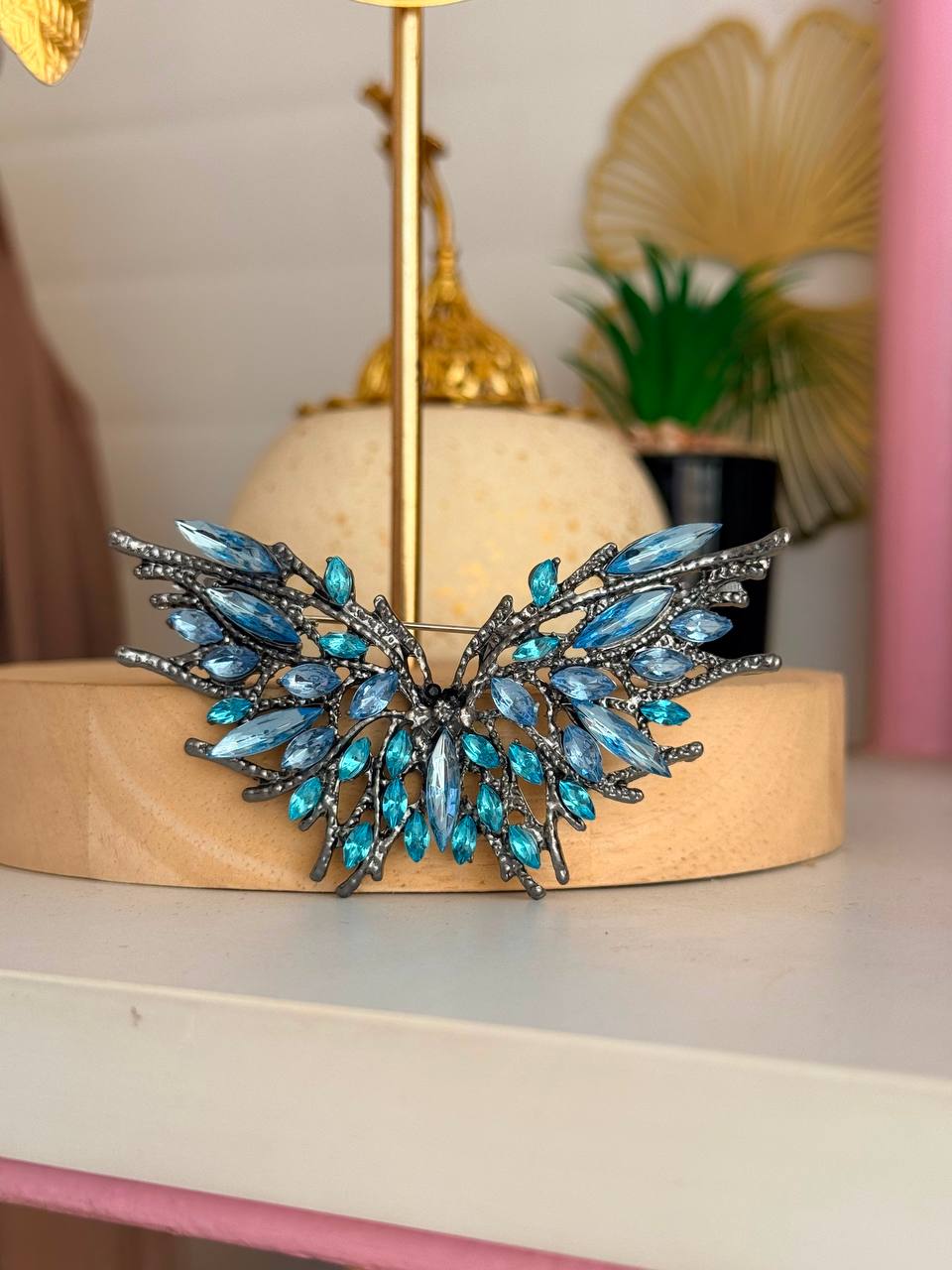 Glory Brooch
